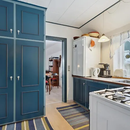 Vakantiehuis Cozy In With Kitchen *